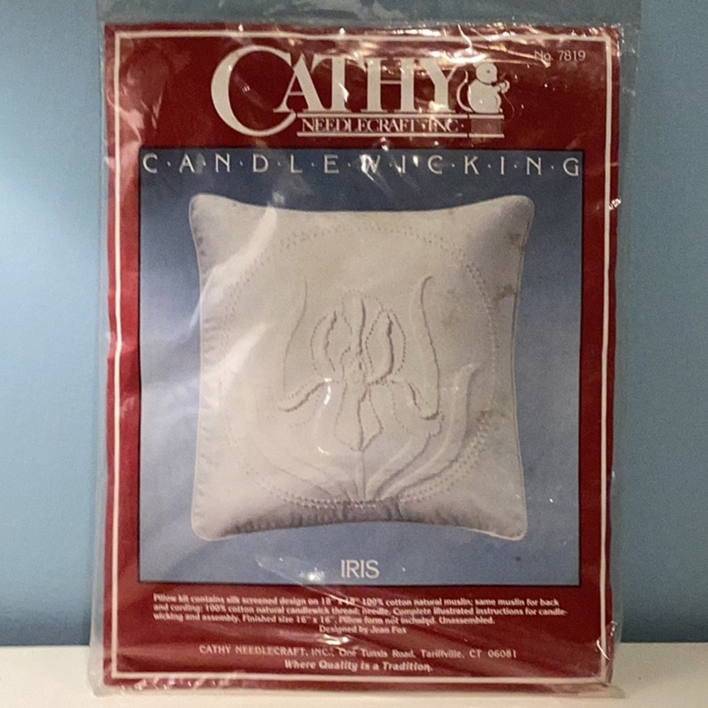 DIY Cathy Needlecraft Candlewicking Kit-Iris Design Pillow Kit 💐 16” X 16” VTG